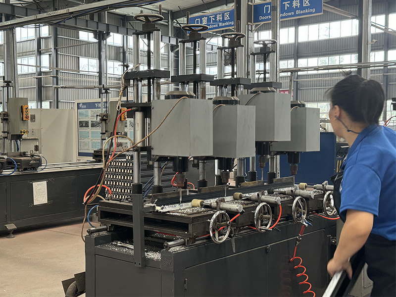 Shiny-Control Technology Develop (Beijing) Co., Ltd. 제조업체의 생산 라인